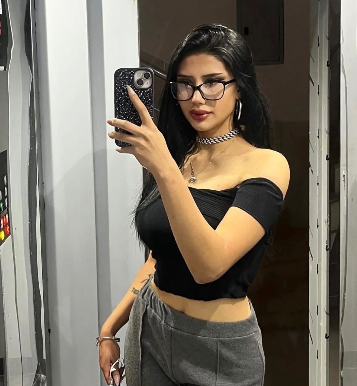 Dereli Aşkı Arayan Kadın Bayan Escort Efsane